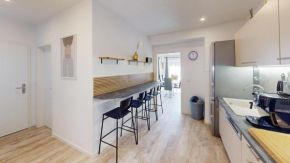 CozyWork Apartment House